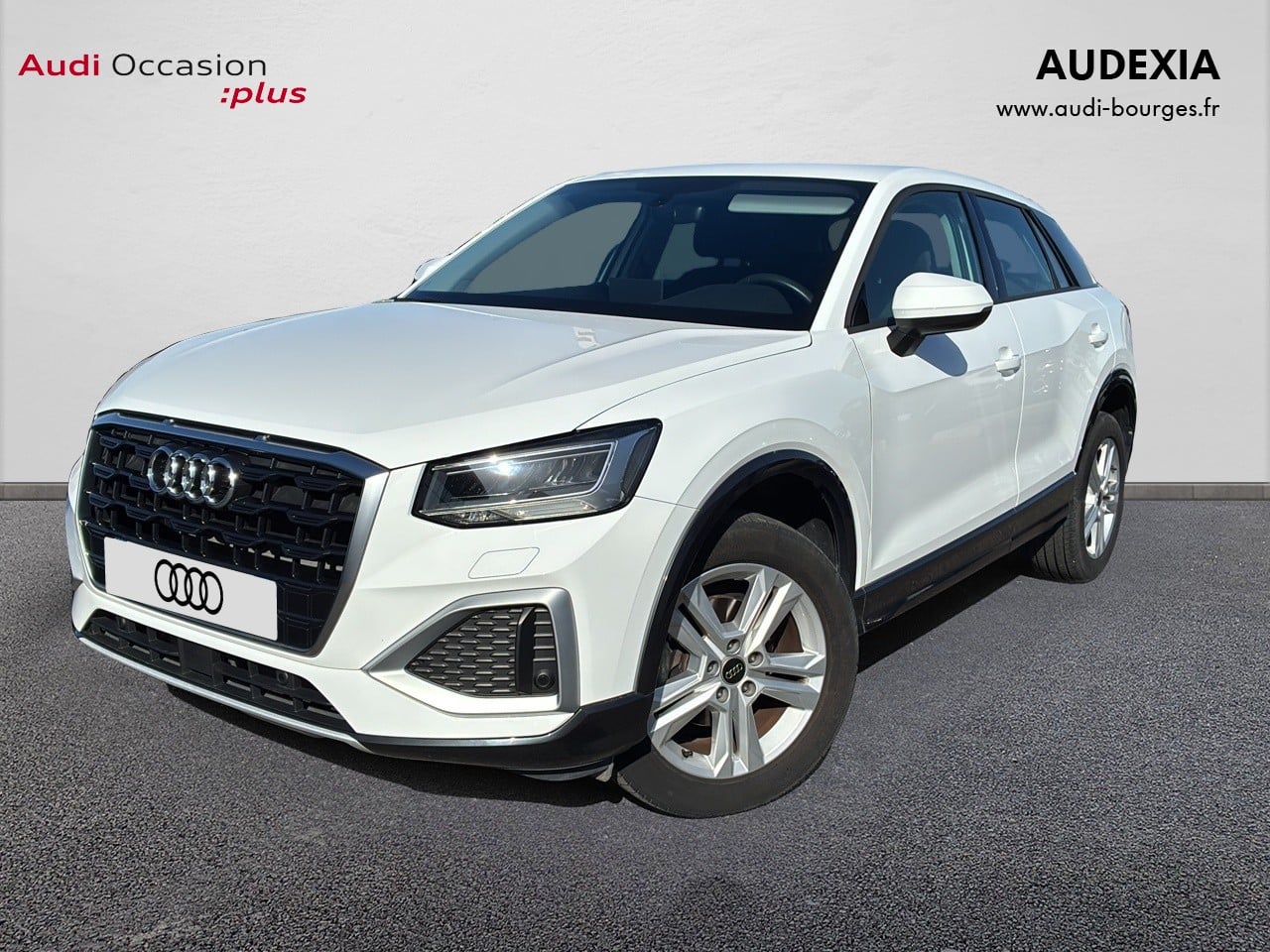AUDI Q2