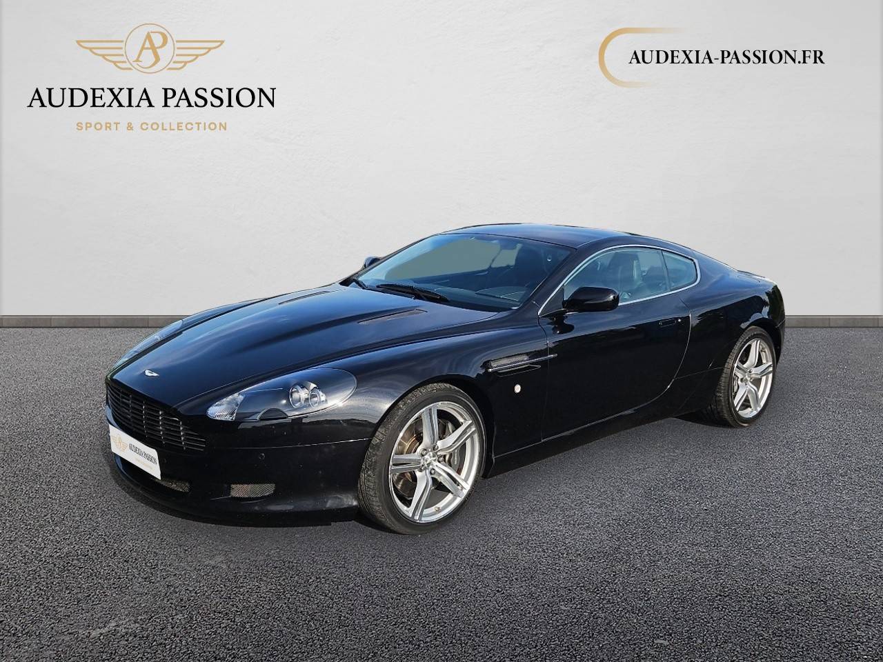ASTON MARTIN DB9